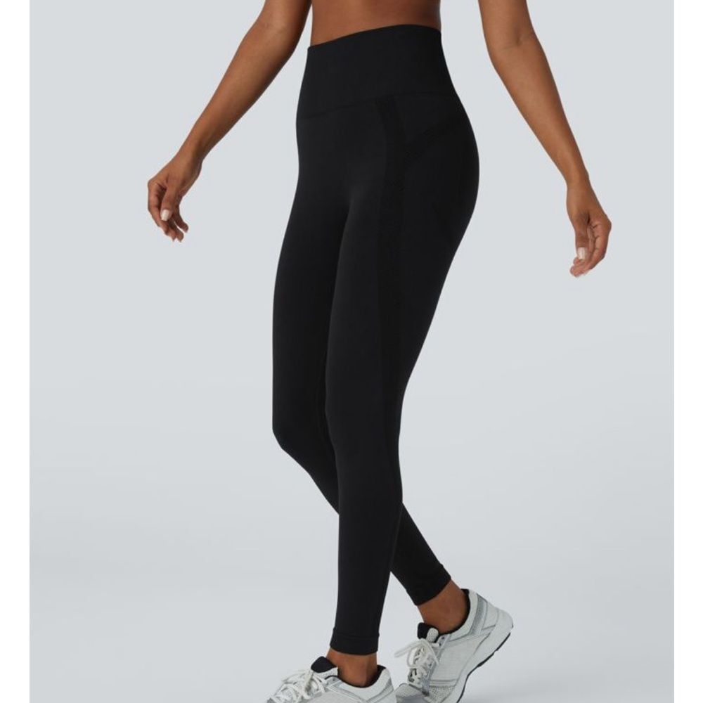 Halara OneForm Seamless Flow High Waist Ruched 7/8 Leggings